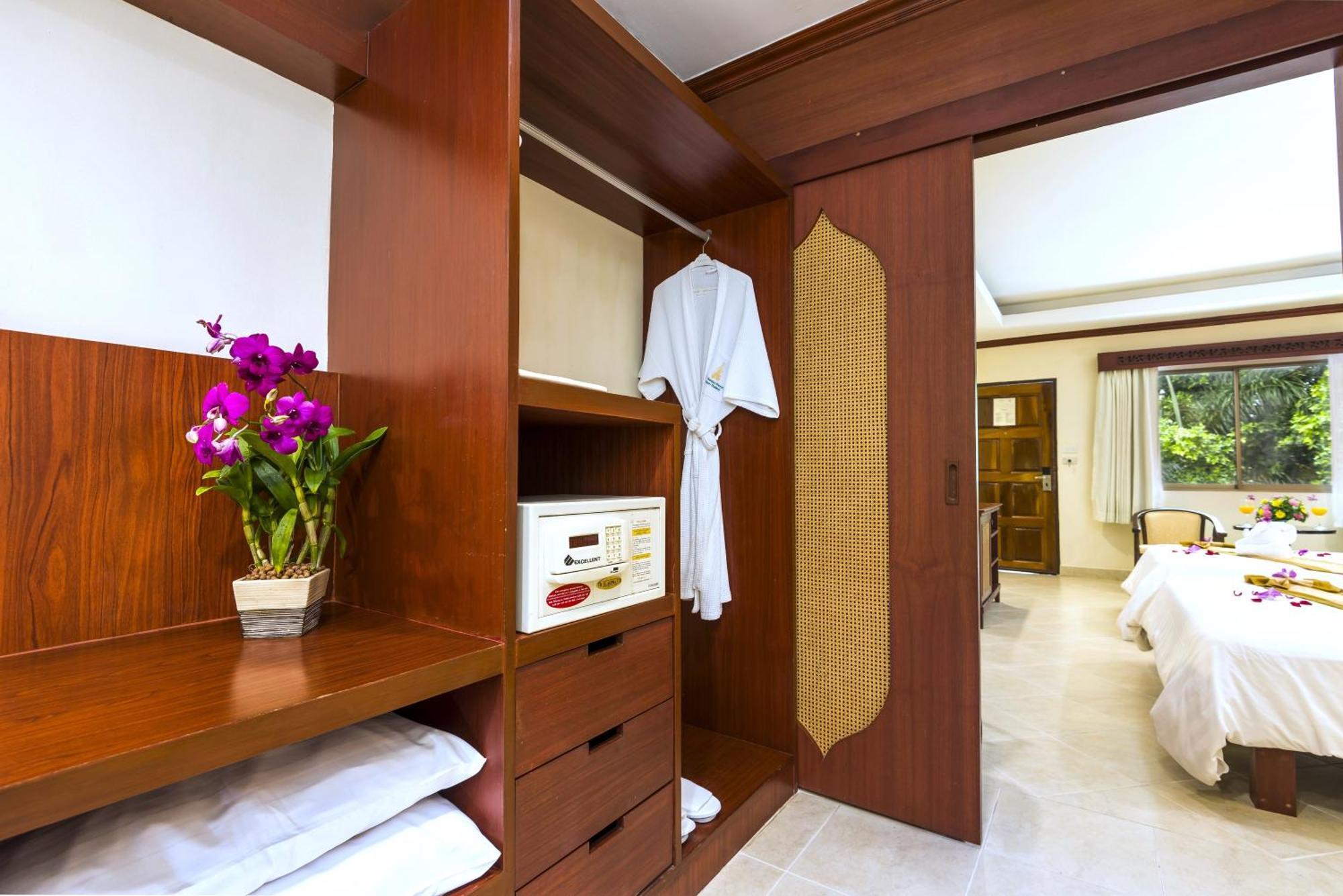 Thai Garden Resort Pattaya Exterior photo